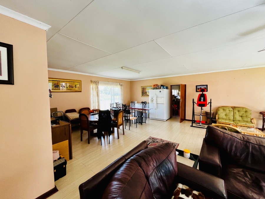 To Let 3 Bedroom Property for Rent in Bainsvlei Free State